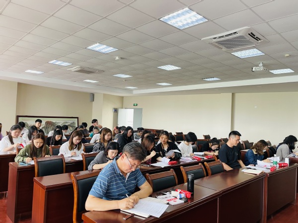 a8a756b8-e591-4b77-b0d9-abbf8fb817f1.jpg